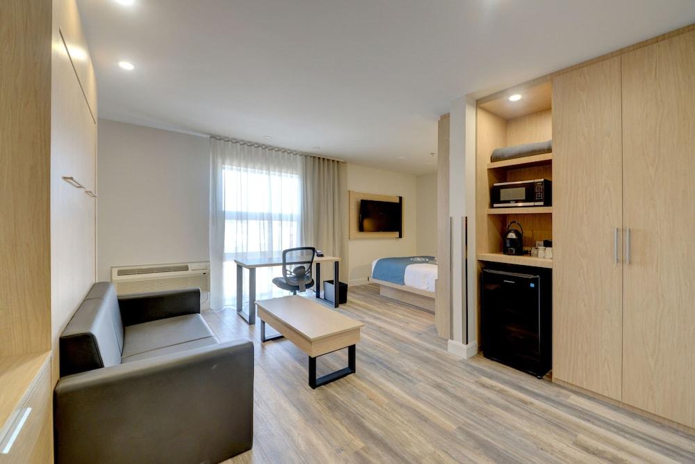 Hotel Universel, Centre De Congres Rivière-du-Loup المظهر الخارجي الصورة